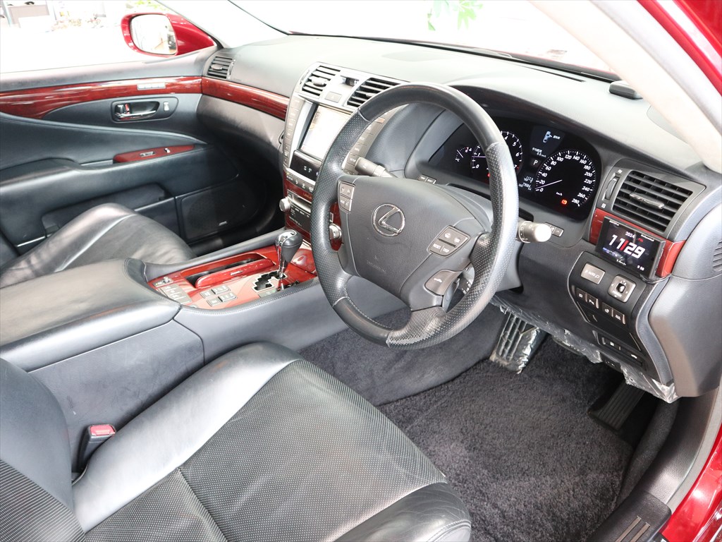 レクサス　LS460