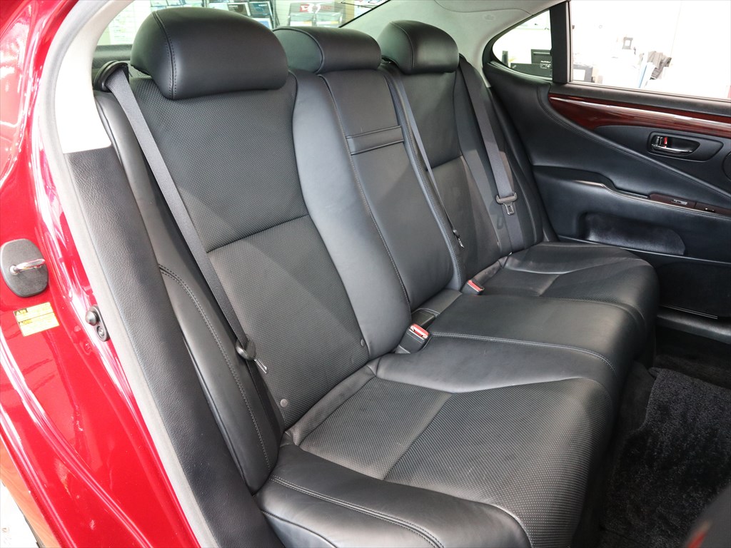 レクサス　LS460