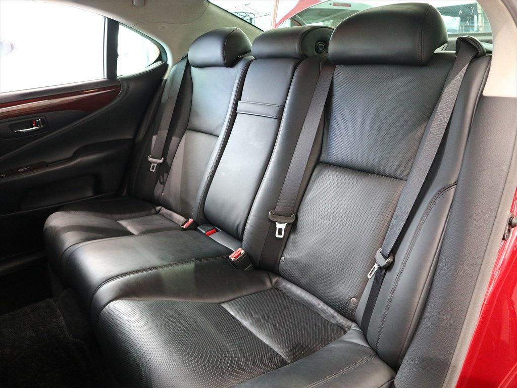 レクサス　LS460