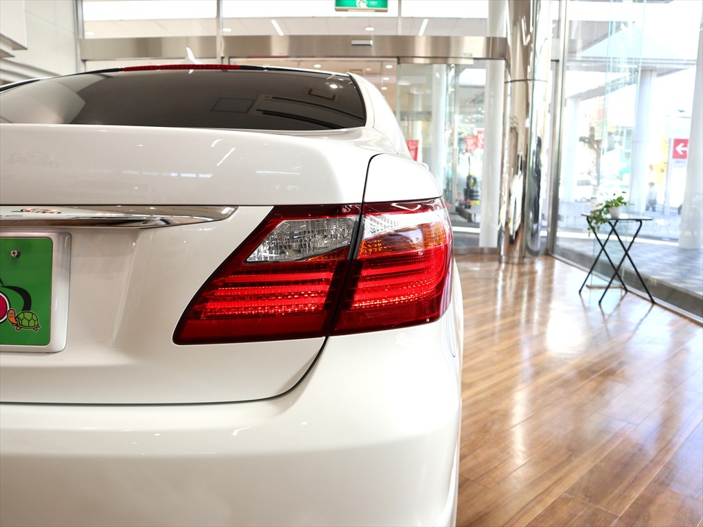 レクサス　LS460