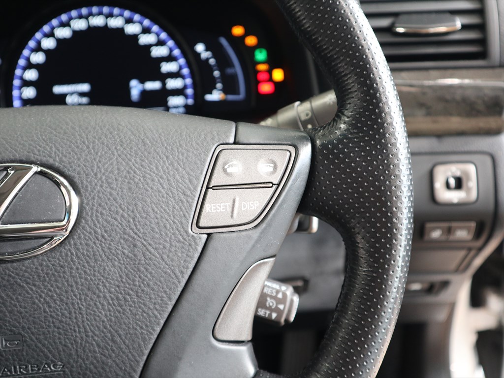 レクサス　LS460