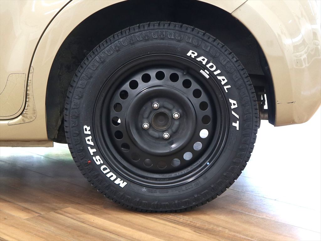 ニッサン　キューブ