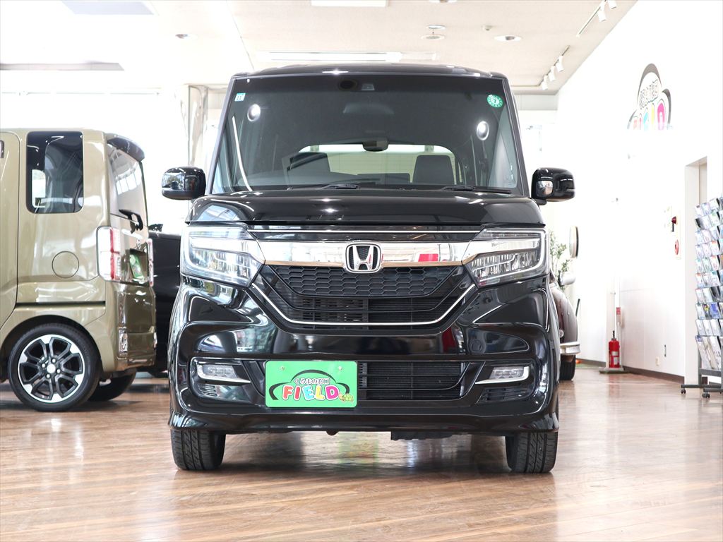 ホンダ　N-BOXカスタム