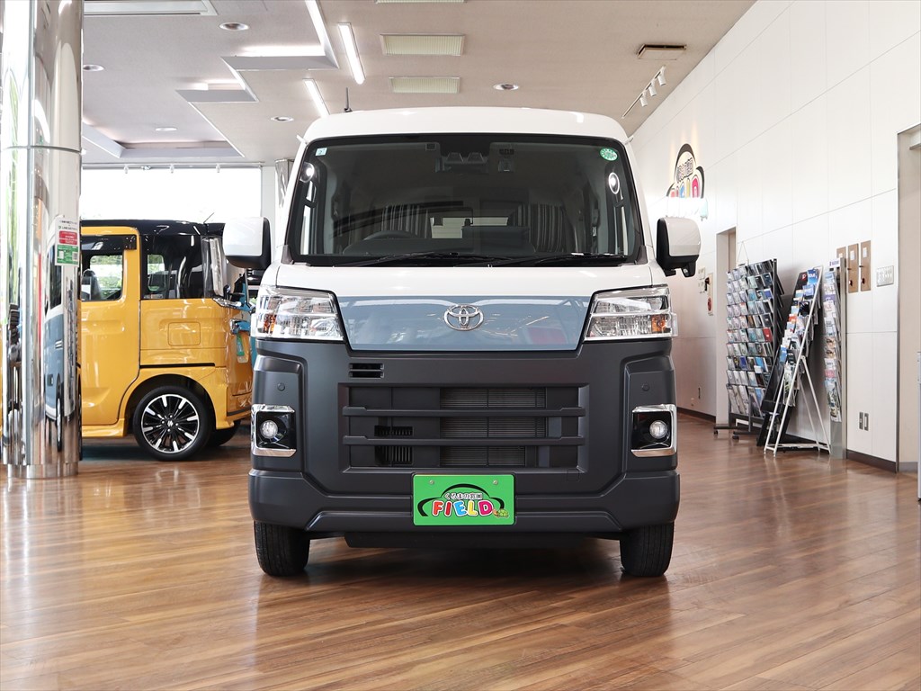 トヨタ　ピクシスバン