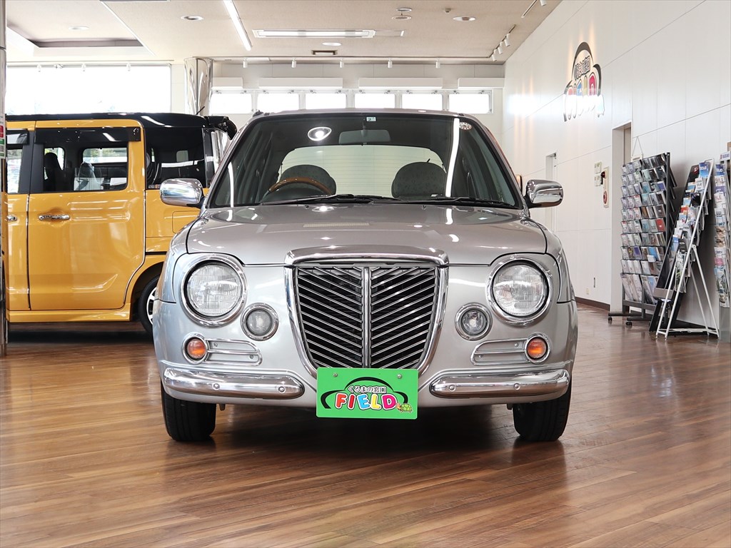 ニッサン　マーチ