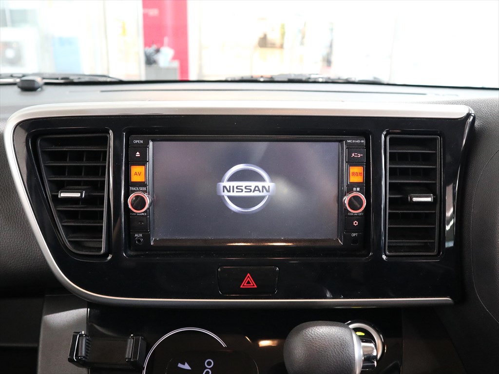 日産　デイズルークス