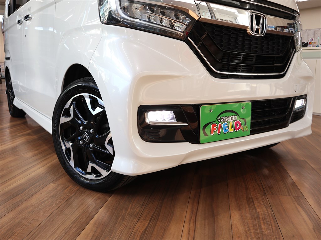 ホンダ　N-BOXカスタム