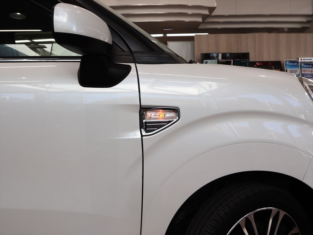 ダイハツ　キャスト