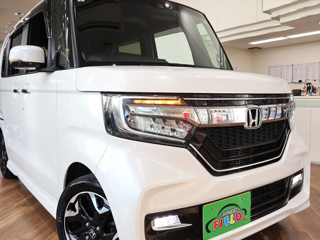 ホンダ　N-BOXカスタム