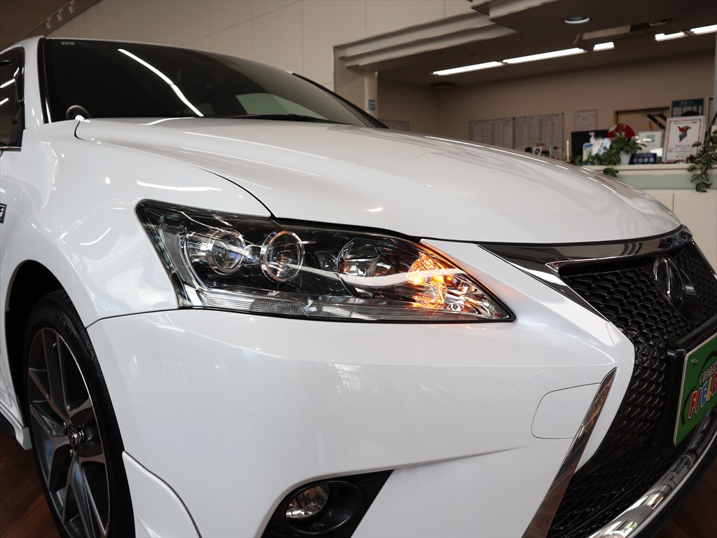 レクサス　CT