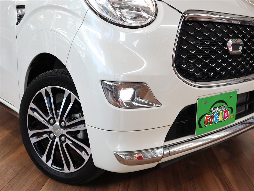 ダイハツ　キャスト