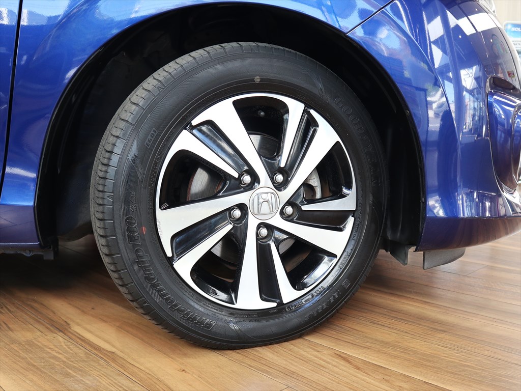 ホンダ　　フリード　　