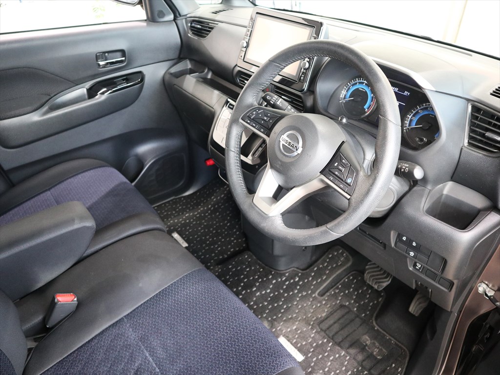 日産　デイズルークス