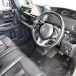 ホンダ　N-BOXカスタム