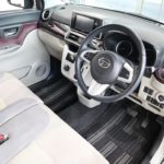 ダイハツ　キャスト