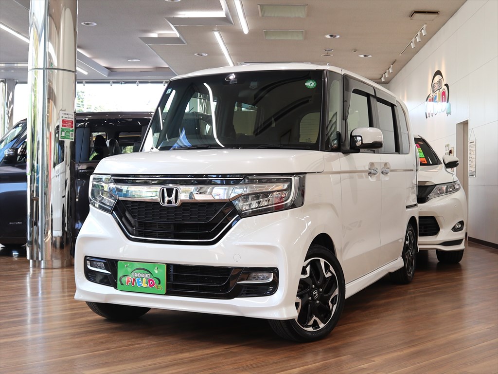 ホンダ　N-BOXカスタム