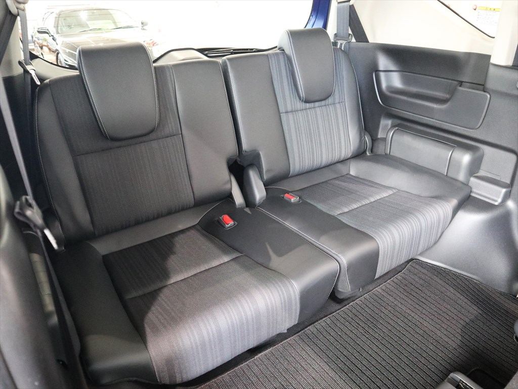 ホンダ　　フリード　　