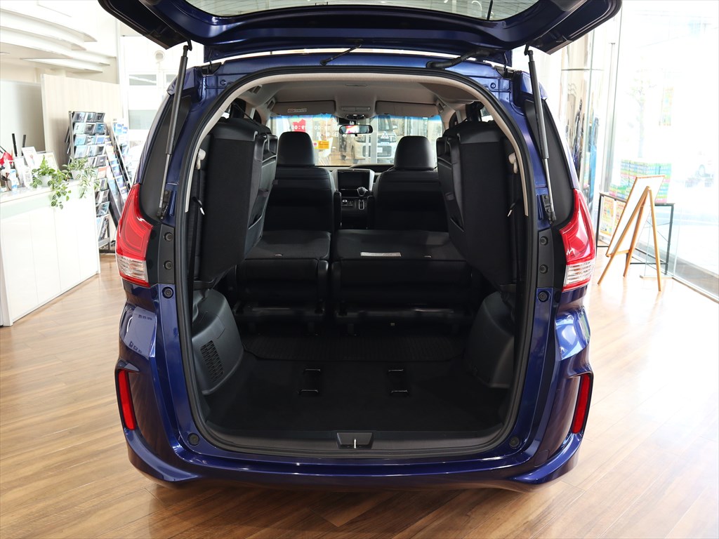 ホンダ　　フリード　　