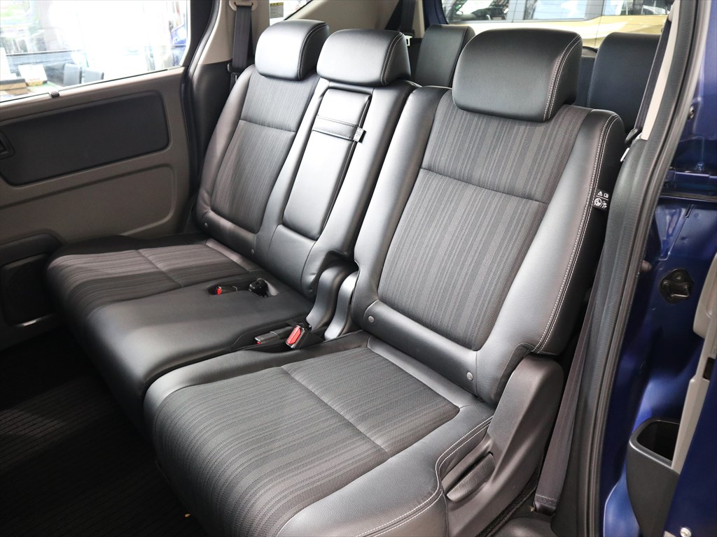 ホンダ　　フリード　　