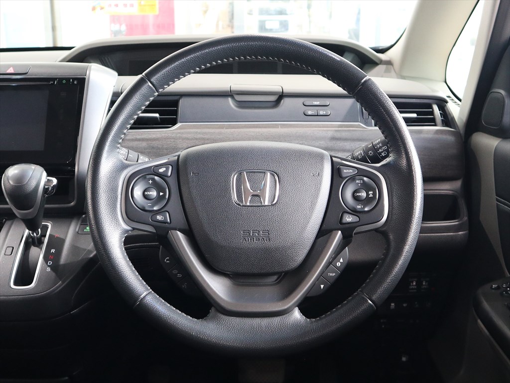 ホンダ　　フリード　　