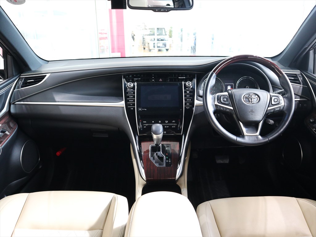 トヨタ　ハリアー