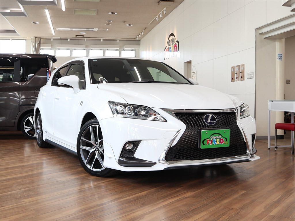 レクサス　CT