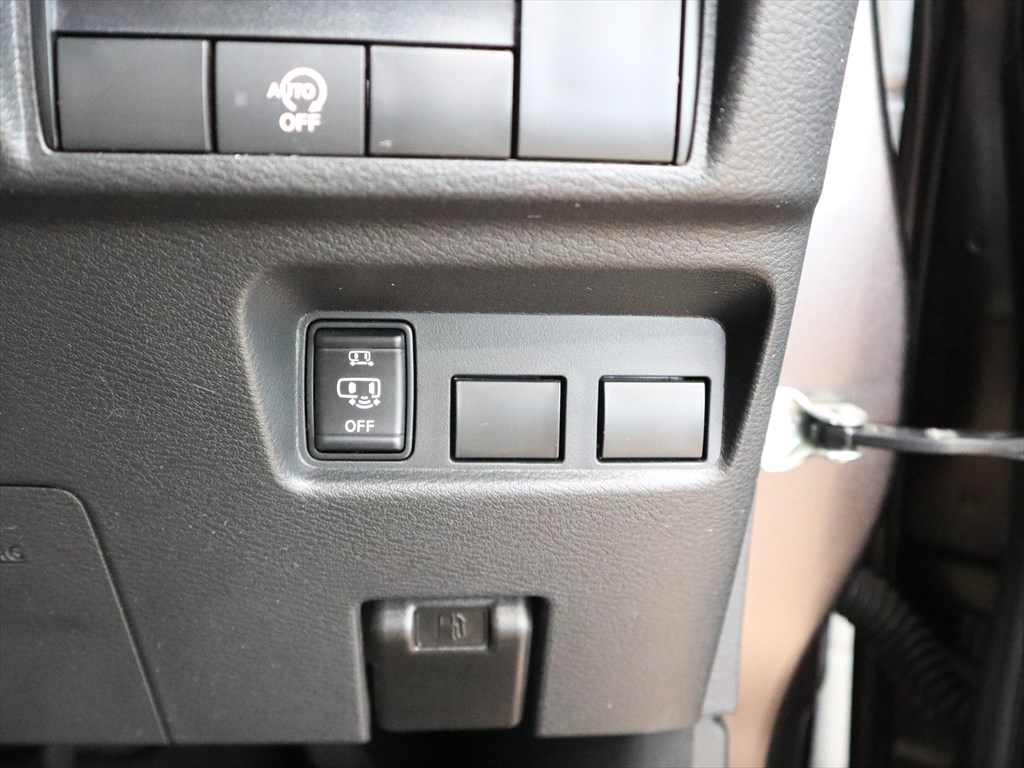 日産　デイズルークス