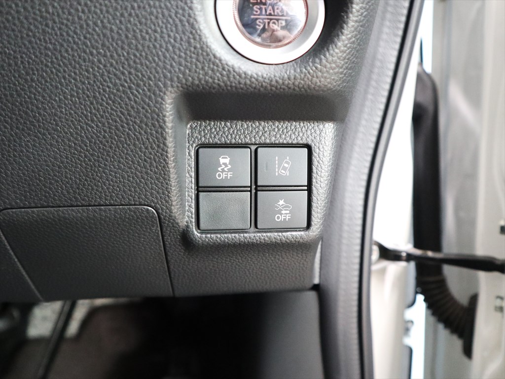 ホンダ　N-BOXカスタム