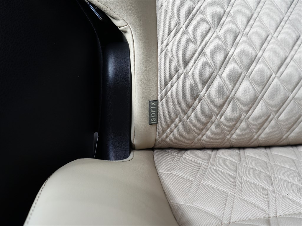 トヨタ　ハリアー