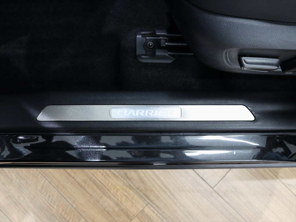 トヨタ　ハリアー