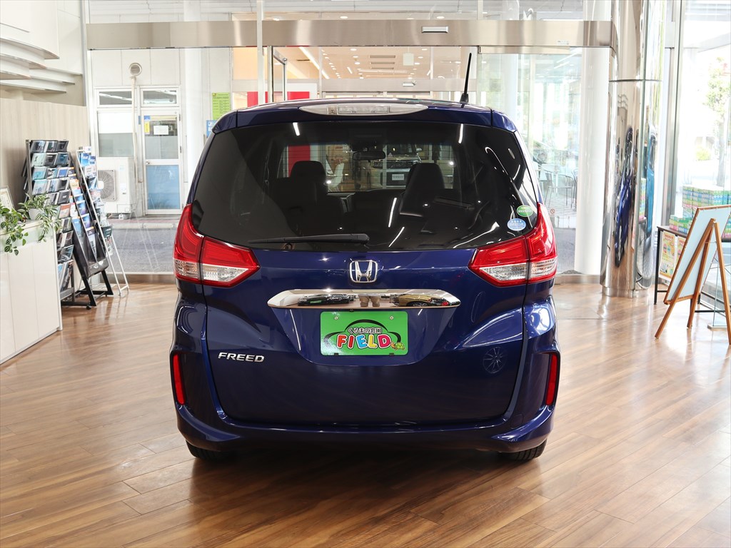 ホンダ　　フリード　　