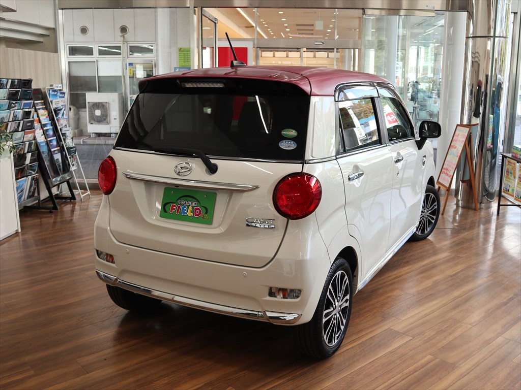 ダイハツ　キャスト