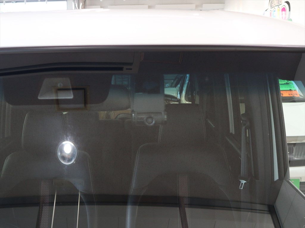 ホンダ　N-BOXカスタム