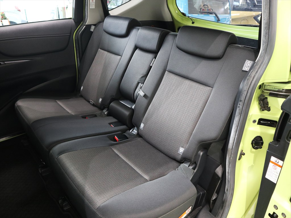 トヨタ　シエンタ