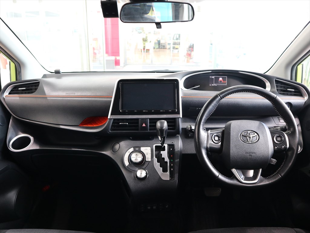 トヨタ　シエンタ