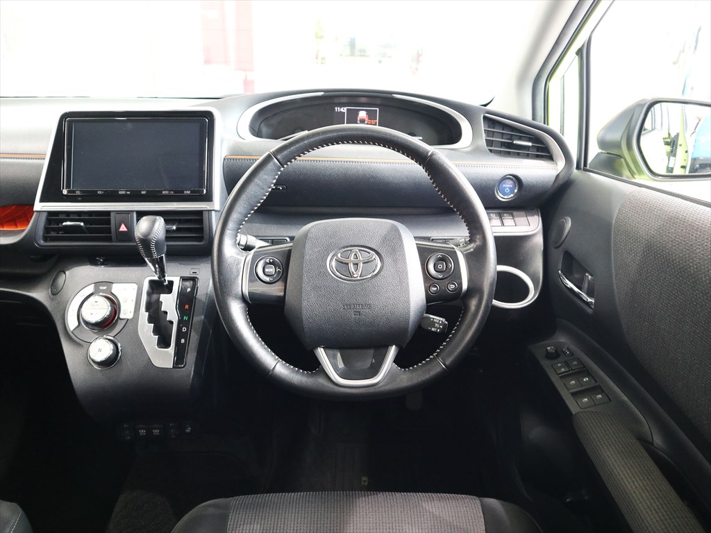 トヨタ　シエンタ