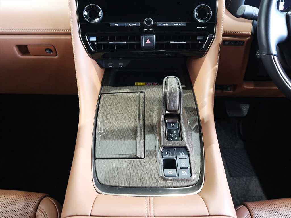 トヨタ　ヴェルファイア