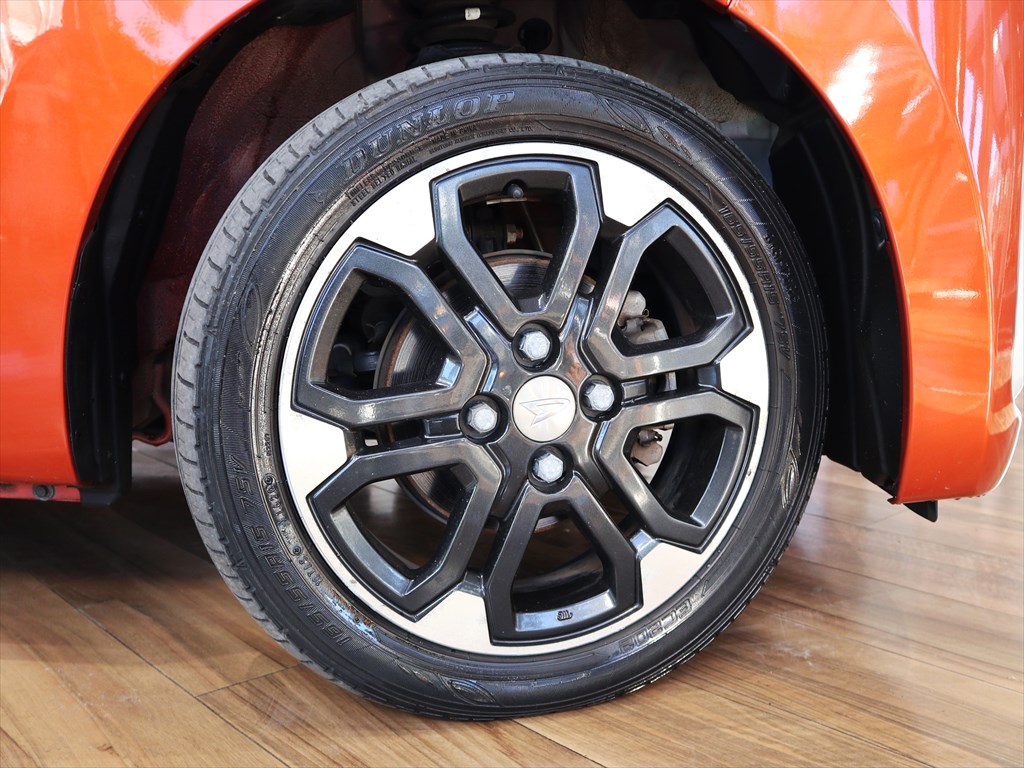 ダイハツ　ウェイク