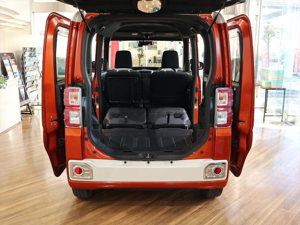 ダイハツ　ウェイク