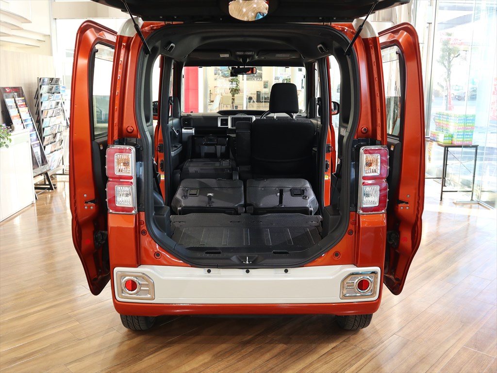 ダイハツ　ウェイク