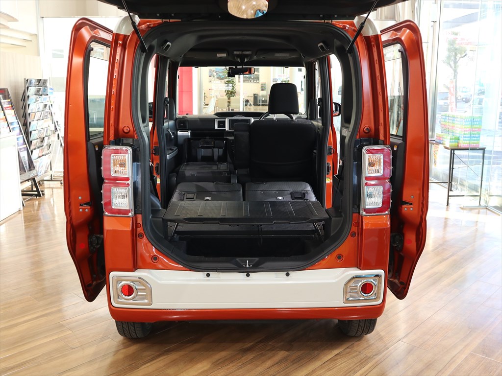 ダイハツ　ウェイク