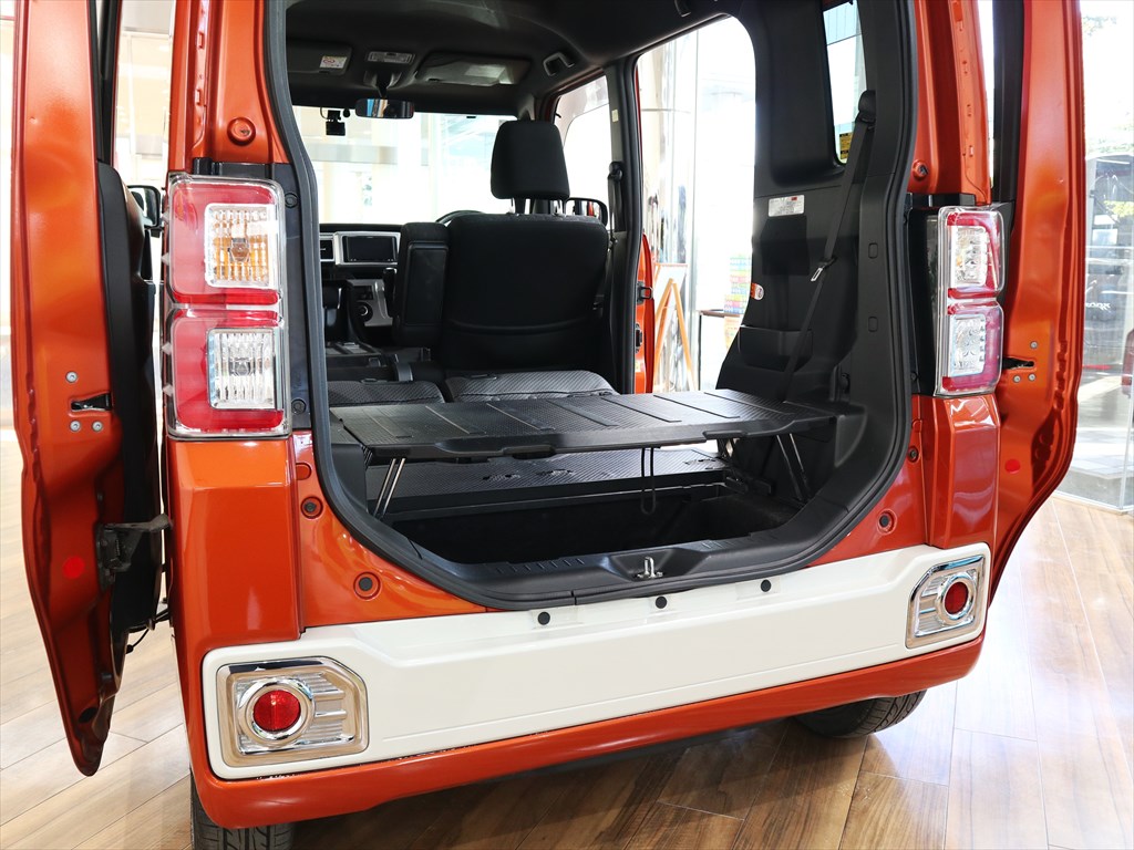 ダイハツ　ウェイク