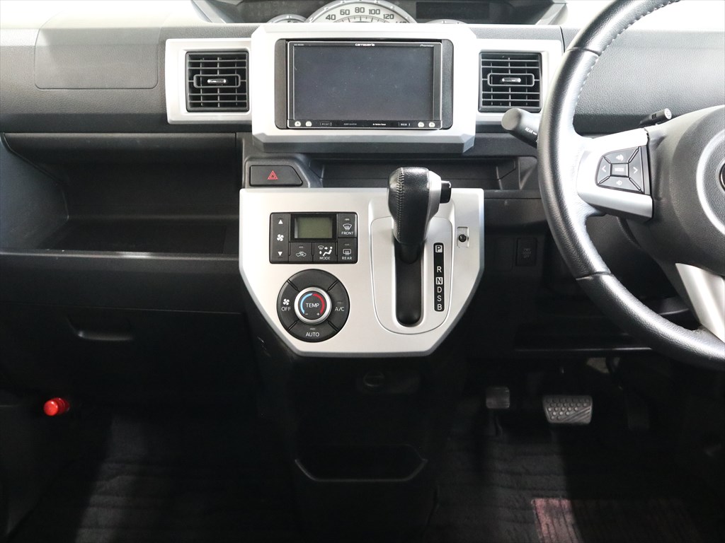 ダイハツ　ウェイク