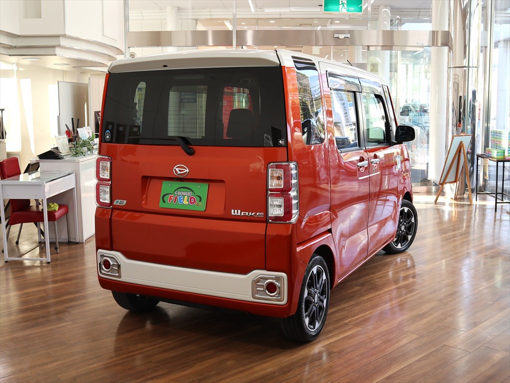 ダイハツ　ウェイク