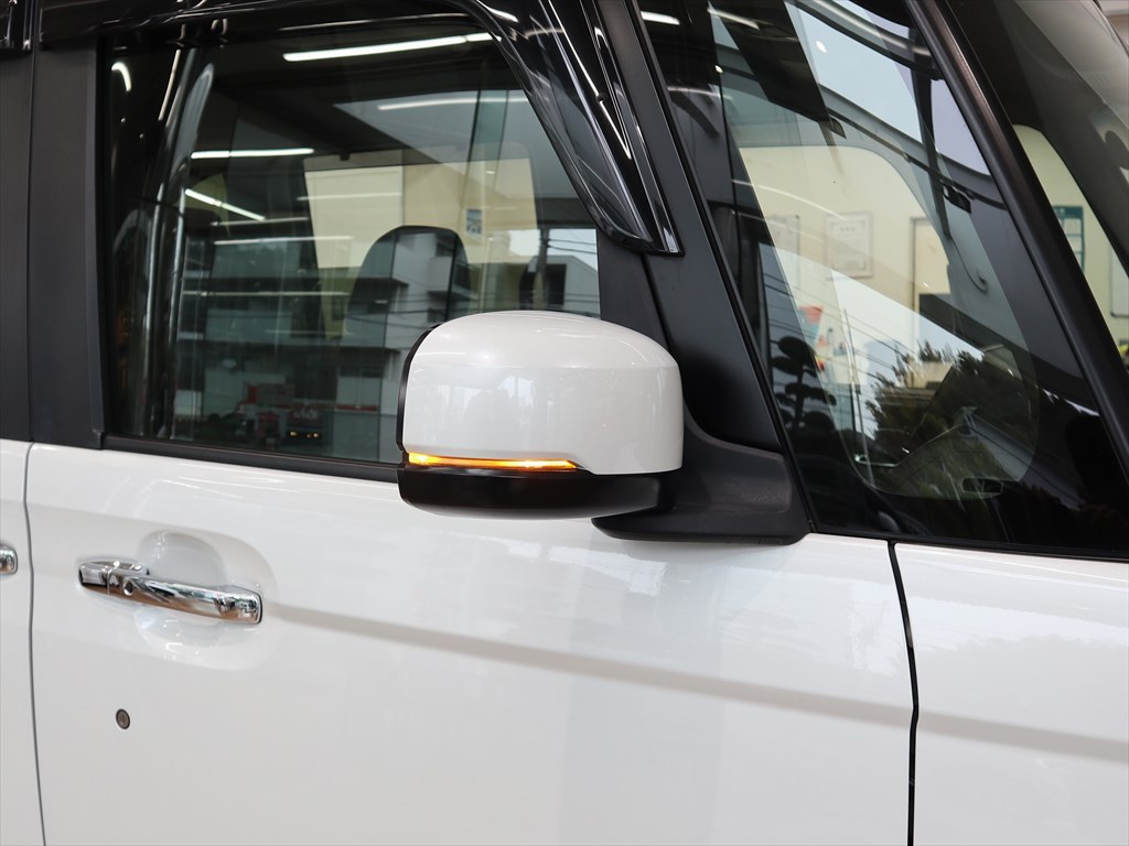 ホンダ　N-BOXカスタム