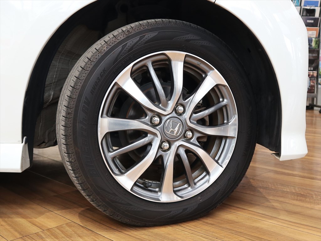 ホンダ　N-BOXカスタム