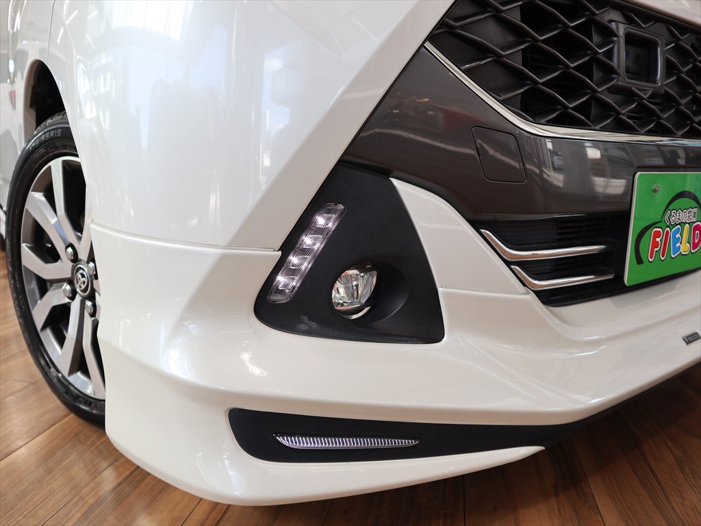 トヨタ　タンク