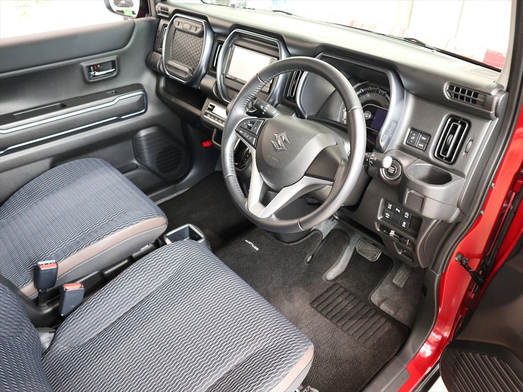 スズキ　ハスラー