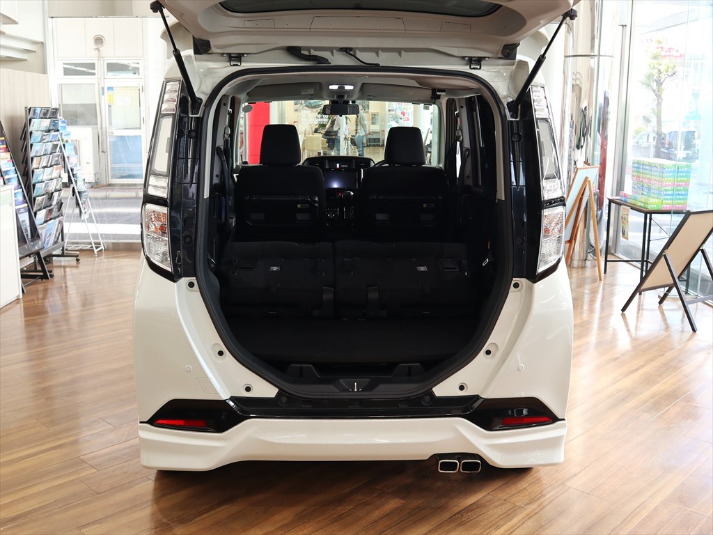 トヨタ　タンク