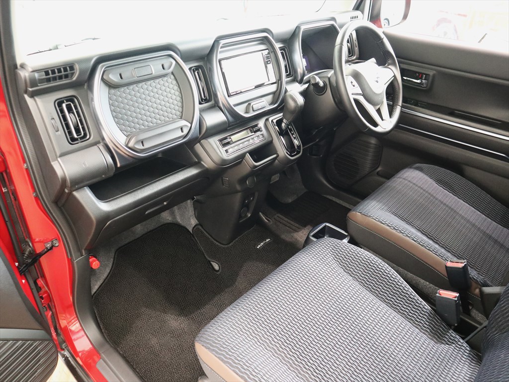 スズキ　ハスラー